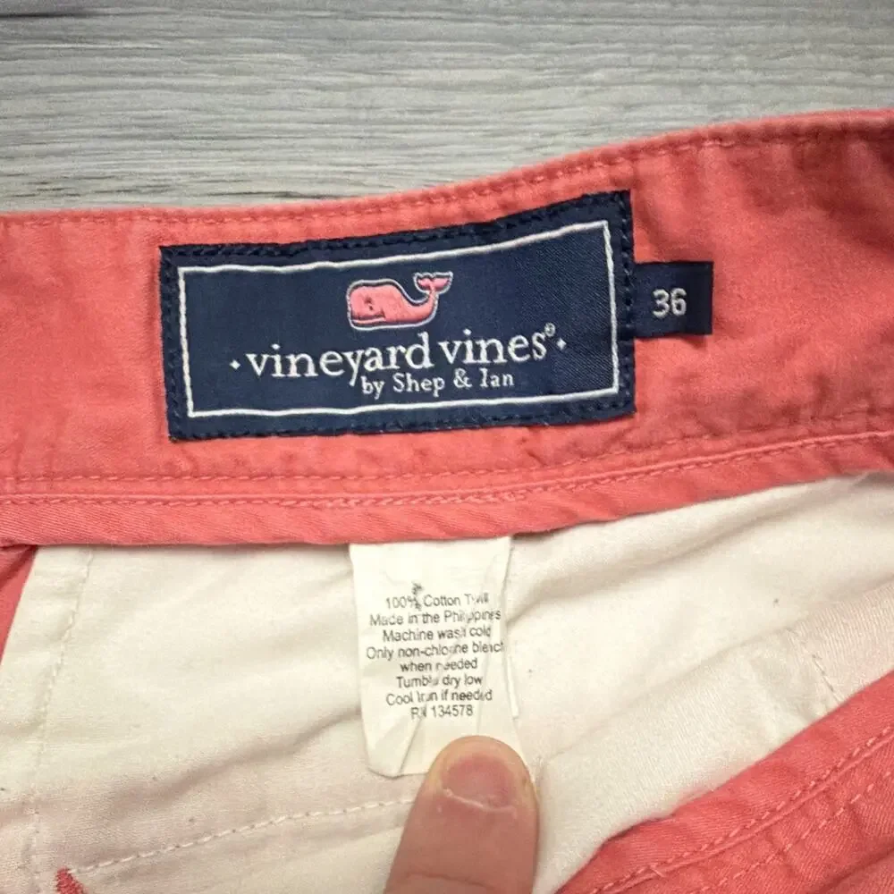 Vineyard Vines Men’s 36 Club Shorts Coral Red 100% Cotton Chino Preppy